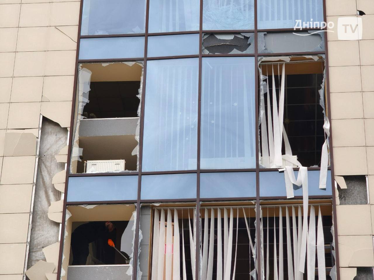 Наслідки нічної атаки на Дніпро: зруйновані будинки, заклади та інфраструктура - 16.04.2026