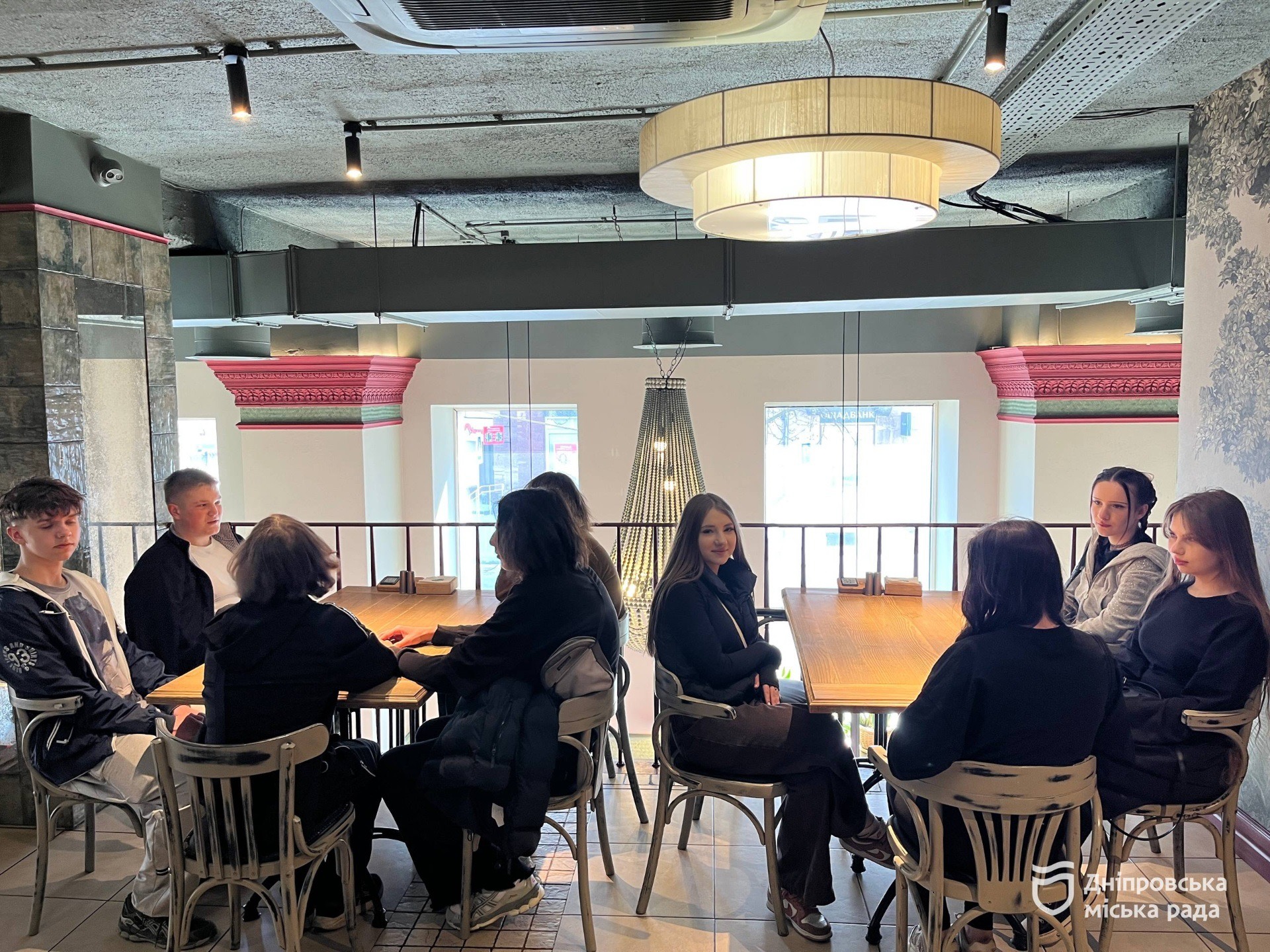 «Сьогоднішня практика залишила приємні враження», — студентка про навчальну екскурсію в дніпровському ресторані - 06.04.2026