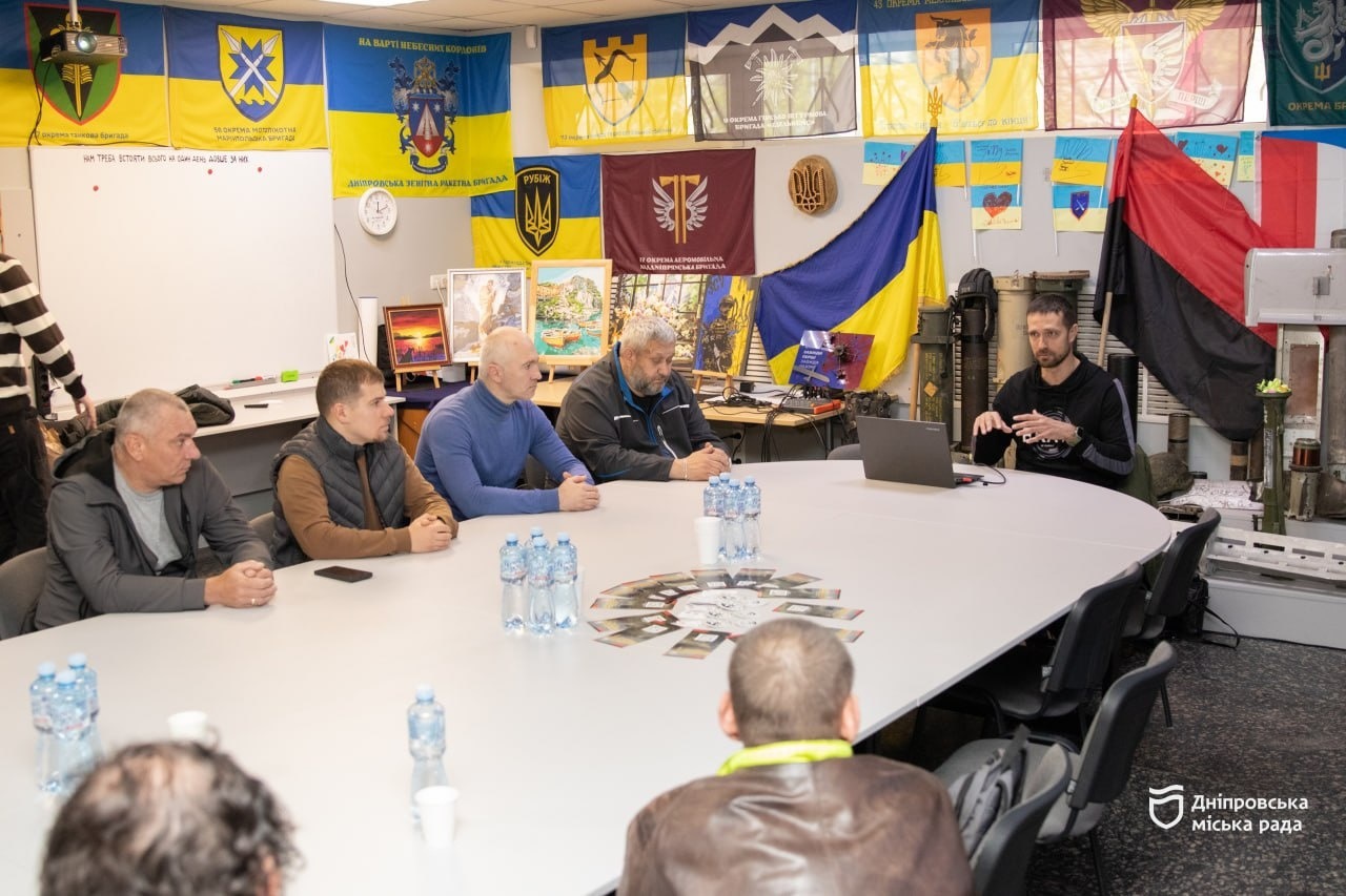 У Дніпрі ветерани вирушать у Карпати для фізичного та психологічного відновлення за програмою «Компас героя» - 22.04.2026