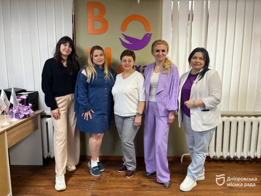 «Такі зустрічі допомагають зібратися, знайти ідеї та сили рухатися вперед», — переселенка з Рубіжного про курси у Дніпрі для підприємців, де навчають фінансової стійкості - 17.04.2026