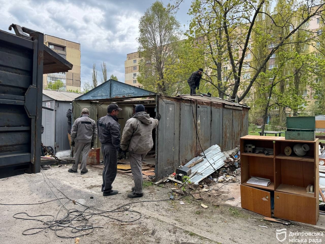 Спочатку попередження, потім — демонтаж: у Дніпрі продовжують боротися із самовільно встановленими спорудами - 23.04.2026