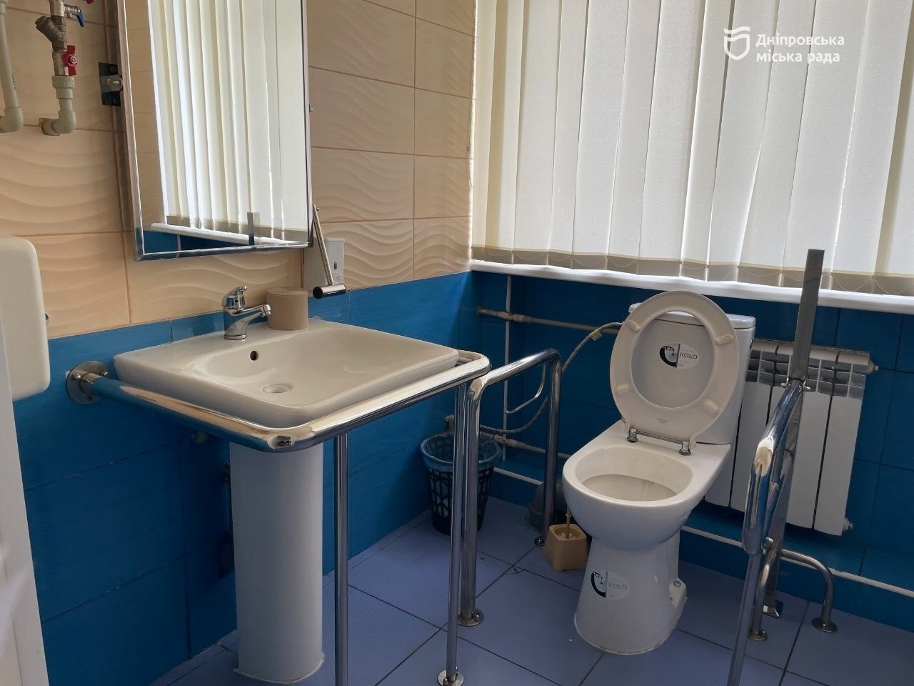 Між тим, що було 10 років тому, і тим, що є зараз — колосальна різниця»: подружжя з інвалідністю про розбудову безбар’єрного середовища у Дніпрі - 30.04.2026