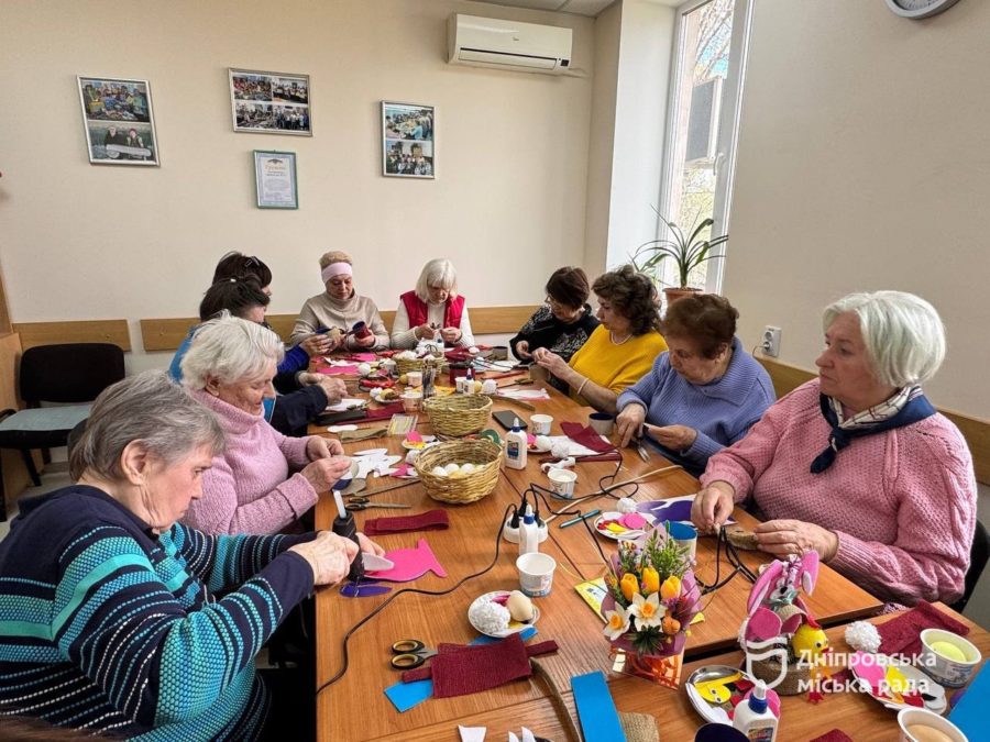 «Приємно робити такі речі до Великодня – можна подарувати їх рідним або залишити на згадку», — підопічна терцентру у Дніпрі про майстер-клас - 09.04.2026
