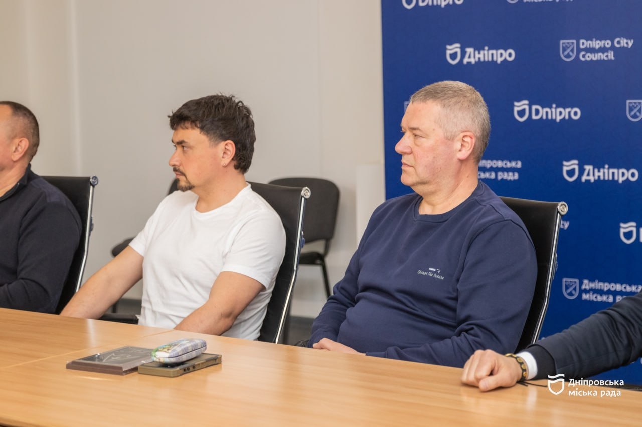 «Це реальний інструмент, який дозволяє втілювати навіть найамбітніші рішення для фронту», - переможці конкурсу на співфінансування проєктів на допомогу силам безпеки і оборони України у Дніпрі - 02.04.2026