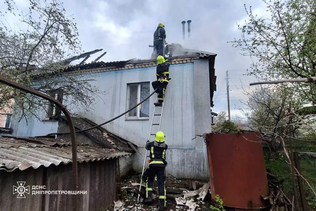 У Кам’янському горів житловий будинок: пожежу ліквідовано - 18.04.2026