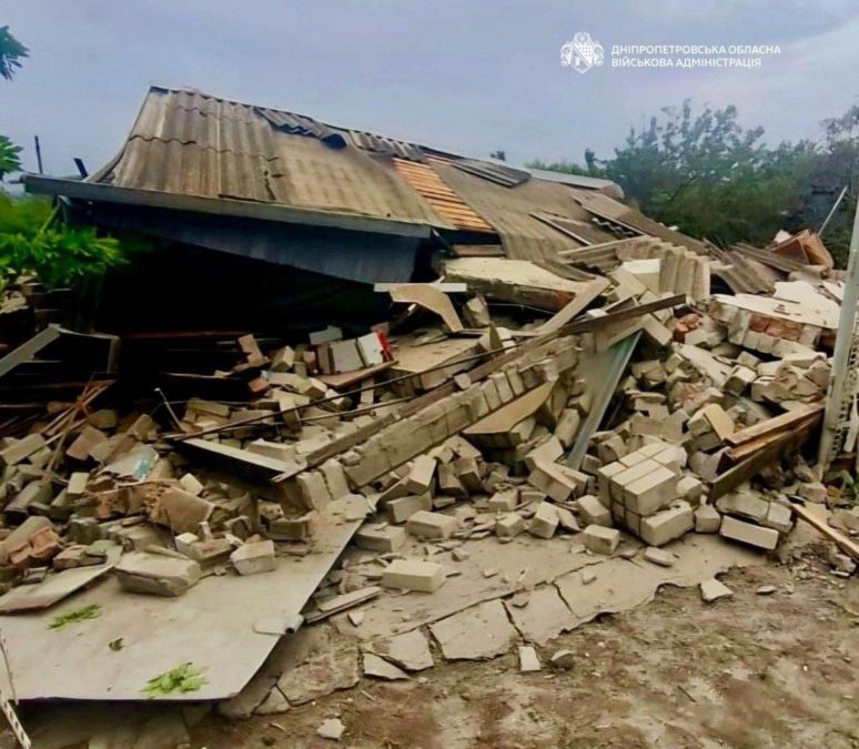 Двоє загиблих та пʼятеро поранених: ворог майже 40 разів атакував Дніпропетровщину - 17.05.2026