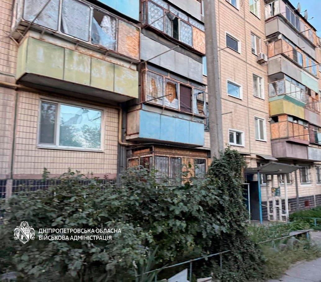 Ворог атакував Нікопольщину: поранені семеро людей, серед них – двоє дітей - 24.05.2026