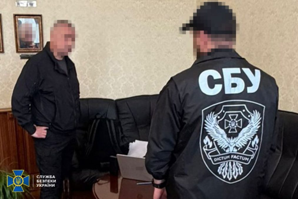 Прикривали "порноофіси": затримано керівництво трьох обласних управлінь Нацполіції