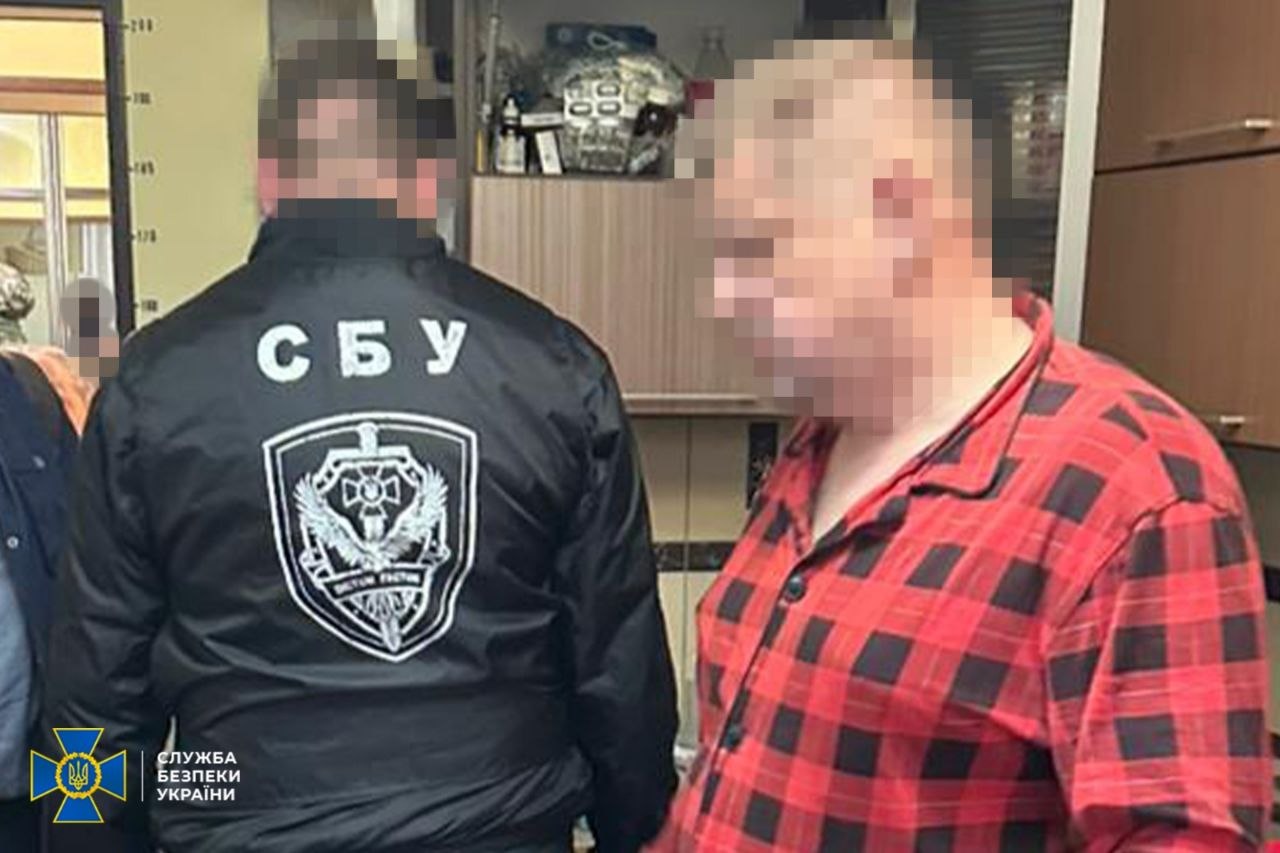 Прикривали "порноофіси": затримано керівництво трьох обласних управлінь Нацполіції