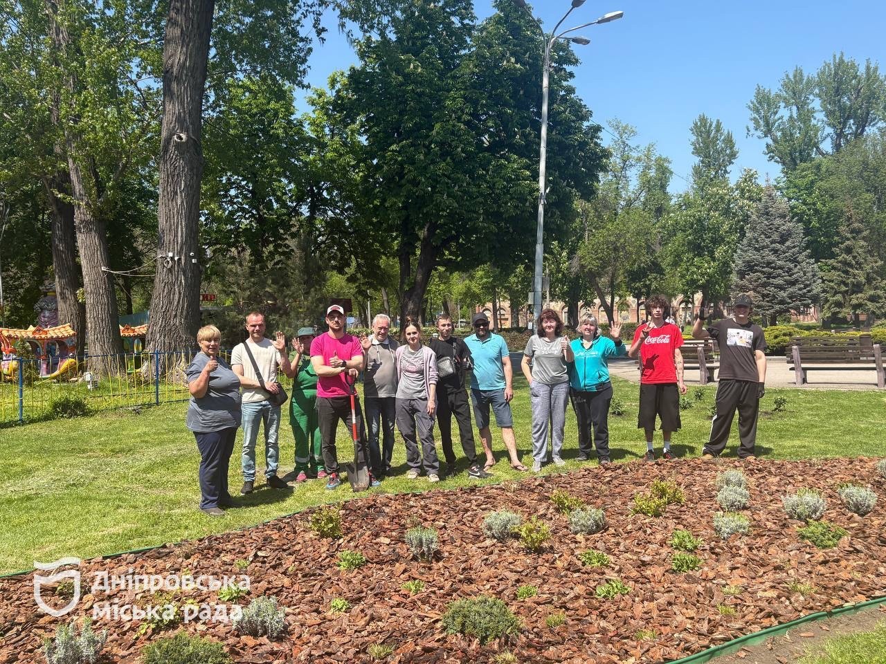 #Дніпро_квітучий. Гортензії, лаванда та ялівці. У парку Глоби висадили нову ландшафтну клумбу - 07.05.2026