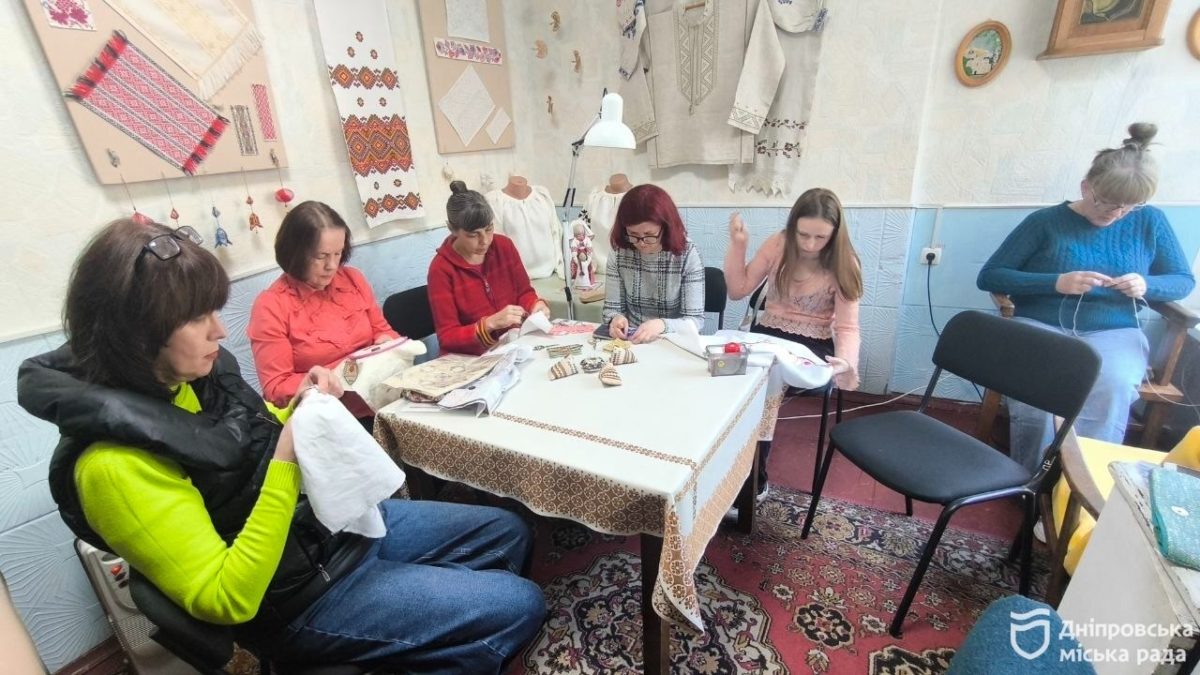 Творчі майстерні для дорослих у закладах позашкілля Дніпра - 7.05.2026