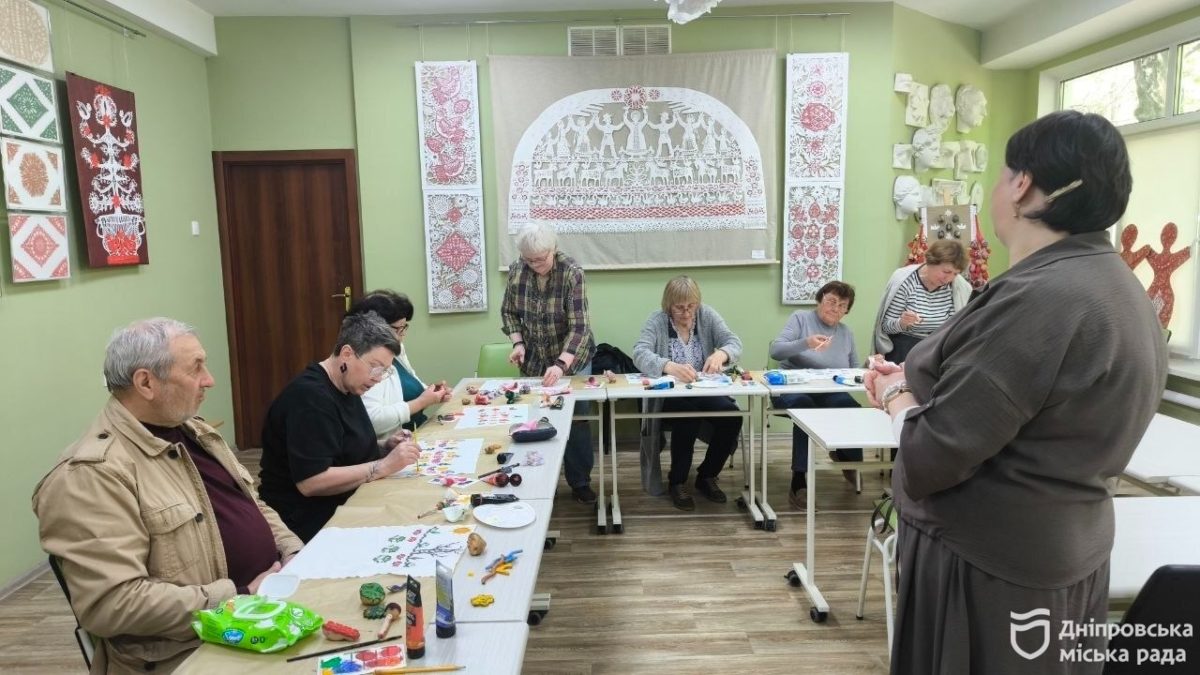Творчі майстерні для дорослих у закладах позашкілля Дніпра - 7.05.2026