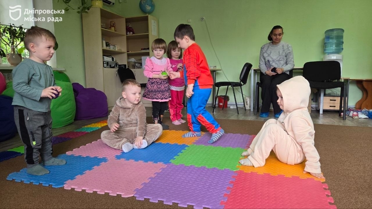 У Дніпрі успішно працює Служба підтримки сімей із дітьми, які опинилися у складних життєвих обставинах - 14.05.2026