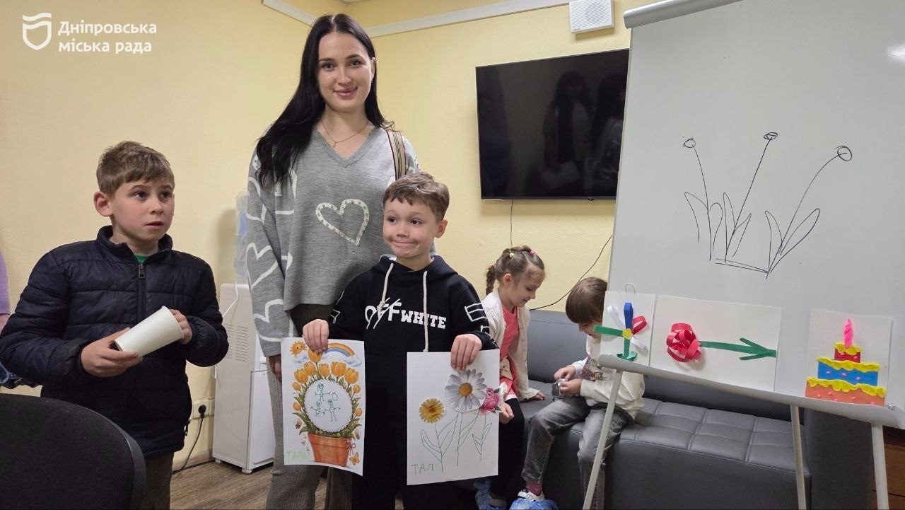 У Дніпрі успішно працює Служба підтримки сімей із дітьми, які опинилися у складних життєвих обставинах - 14.05.2026