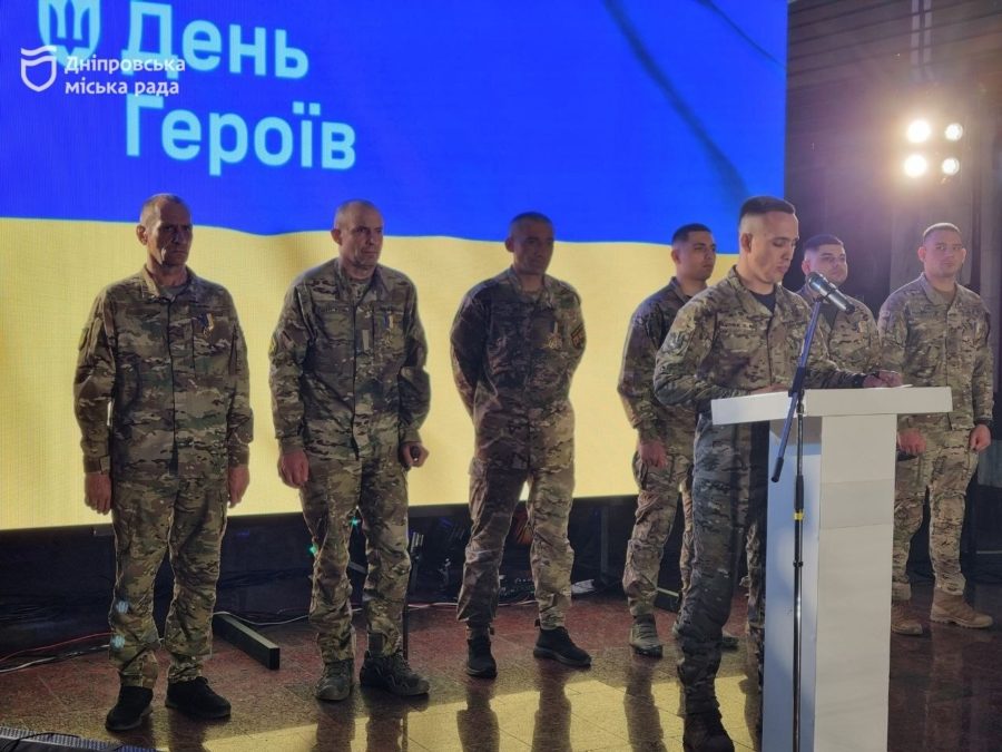 «Для Дніпра - це велика честь підтримувати полк «Скеля» та бути для нього домівкою», – заступник міського голови під час урочистостей до Дня Героїв - 23.05.2026