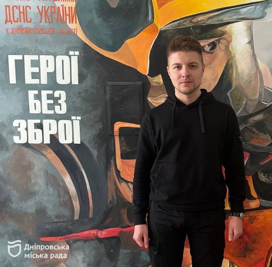 Попри невизначеність щодо відкриття купального сезону на офіційних пляжах у Дніпрі, водолази розпочали очищення дна та берегової зони - 25.05.2026
