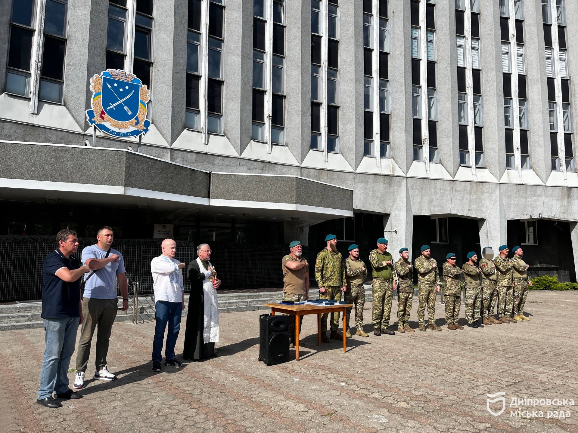 У Дніпрі до Дня морської піхоти підняли прапор Морської піхоти України