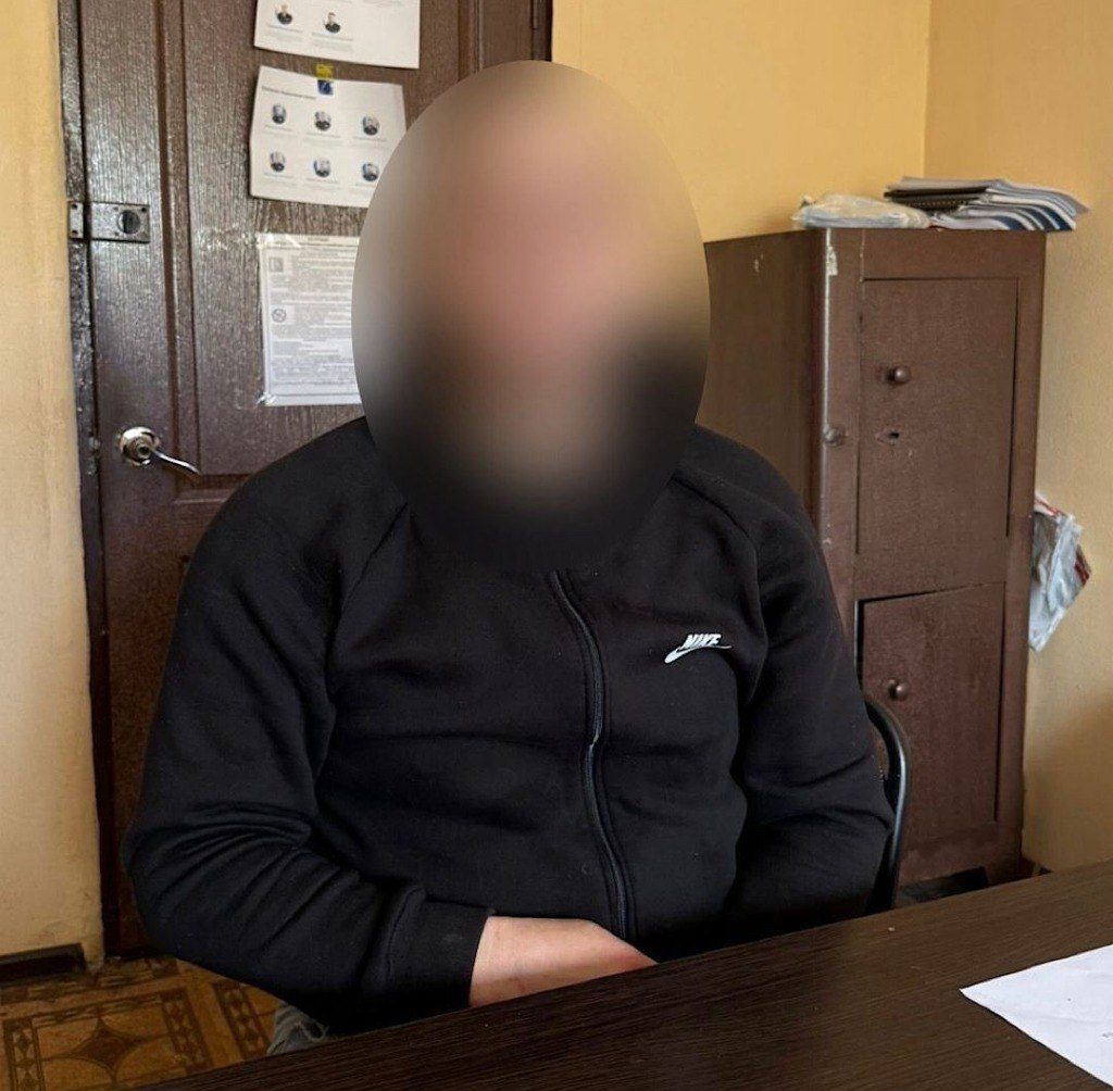 У Дніпрі чоловік викрав електроскутер біля під’їзду будинку
