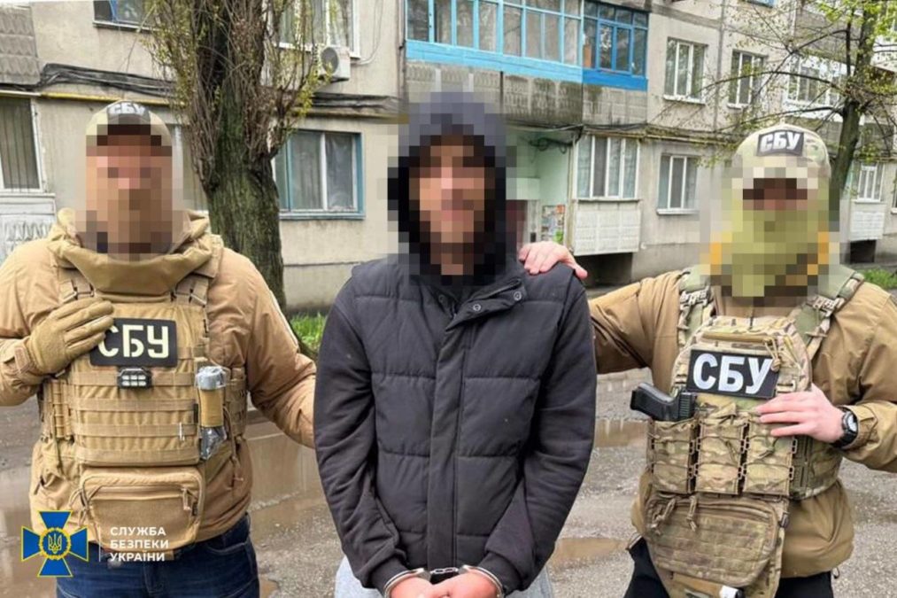 Понад 90 мін і тисячі патронів: на Дніпропетровщині викрили незаконний бізнес зі зброєю - 04.05.2026