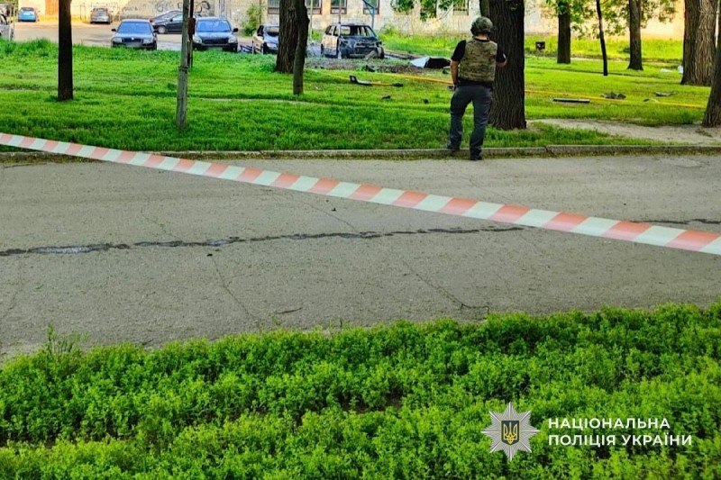 У Дніпрі вибухнула припаркована автівка: травмовано двох чоловіків - 07.05.2026