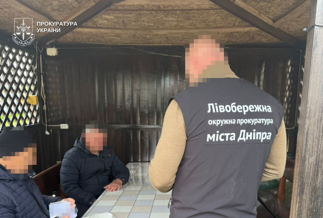 Заробив на безпеці дітей: ексголову сільради на Дніпропетровщині судитимуть за непридатні укриття - 07.05.2026