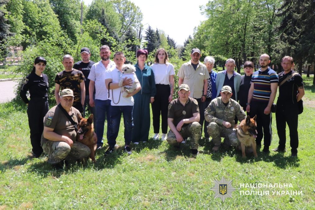На Дніпропетровщині для ветеранів влаштували зустріч зі службовими собаками - 9.05.2026