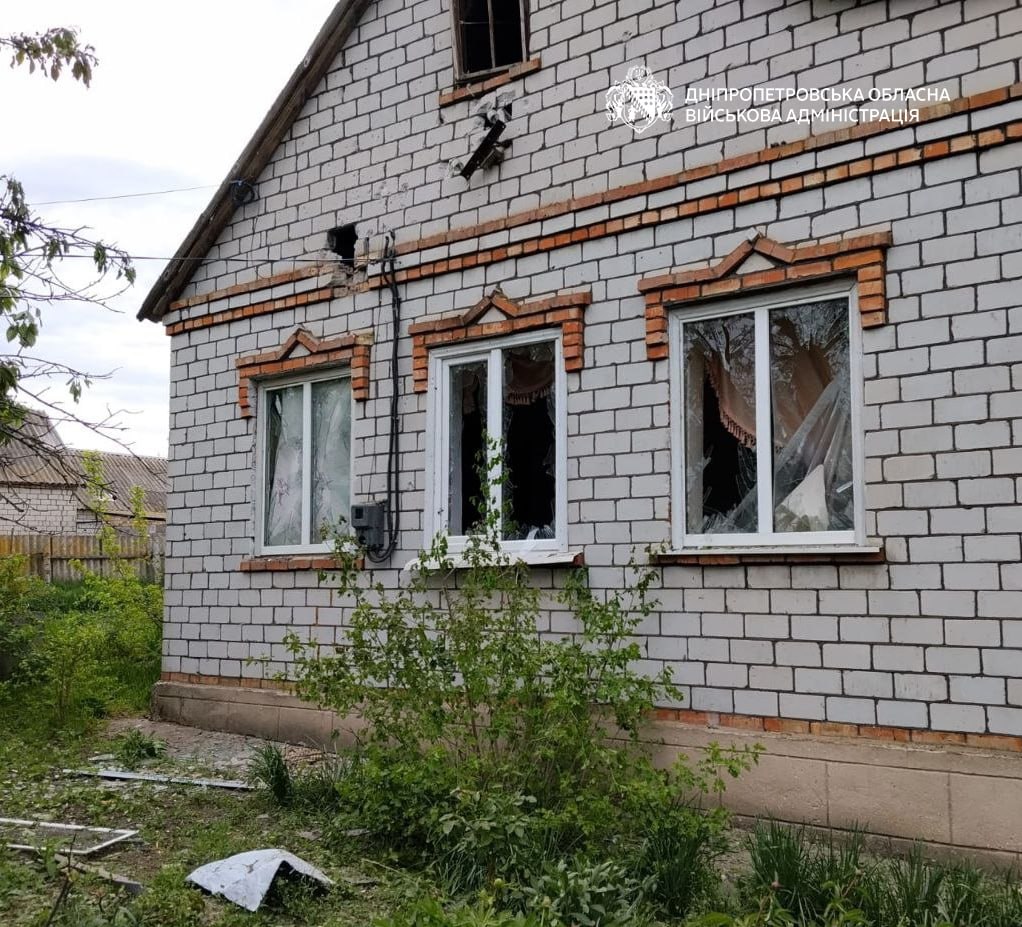 Дрони рф атакували Нікопольщину: пошкоджено приватний будинок - 10.05.2026 
