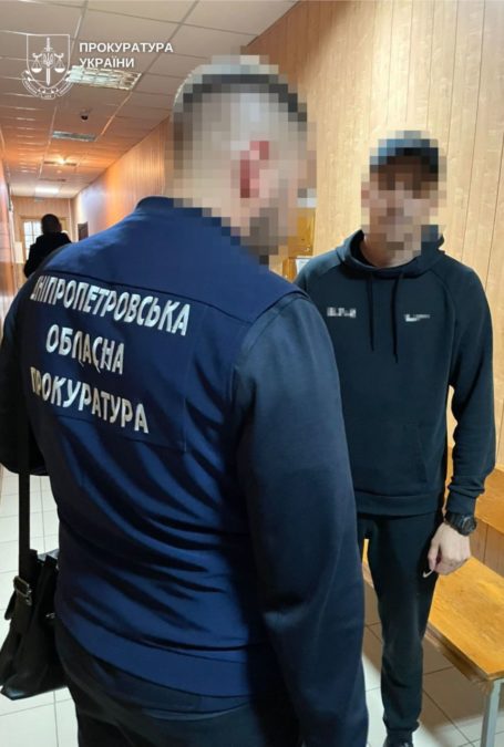 Видавали себе за представників металургійного гіганта у Кривому Розі викрили міжнародну шахрайську схему