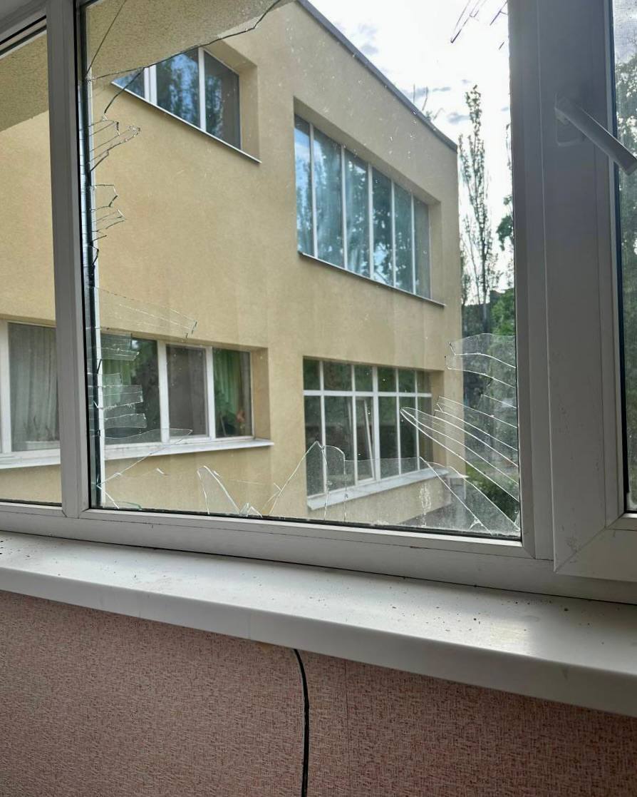 Борис Філатов: у Дніпрі через ранковий обстріл росіян пошкоджено п'ять будинків та два дитсадки - 21.05.2026