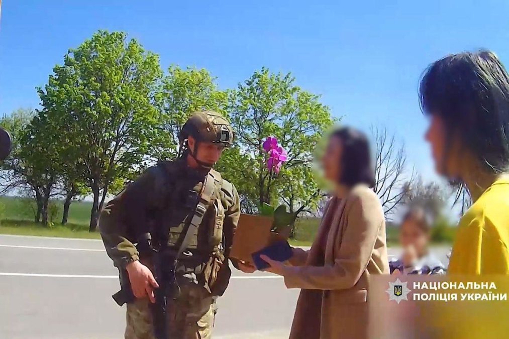 Поліцейські «Білого янгола» продовжують евакуацію родин із дітьми з прифронтових громад Нікопольського району - 31.05.2026
