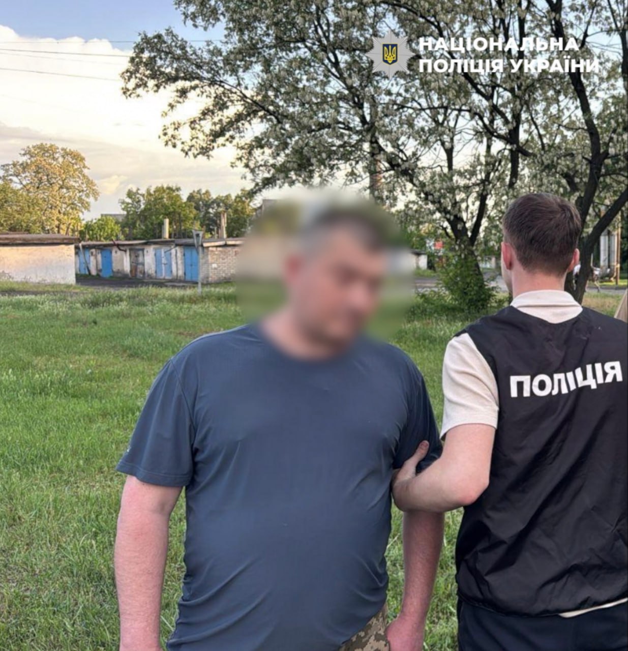 На Дніпропетровщині затримали військових, які вимагали 100 тисяч гривень у підлеглого