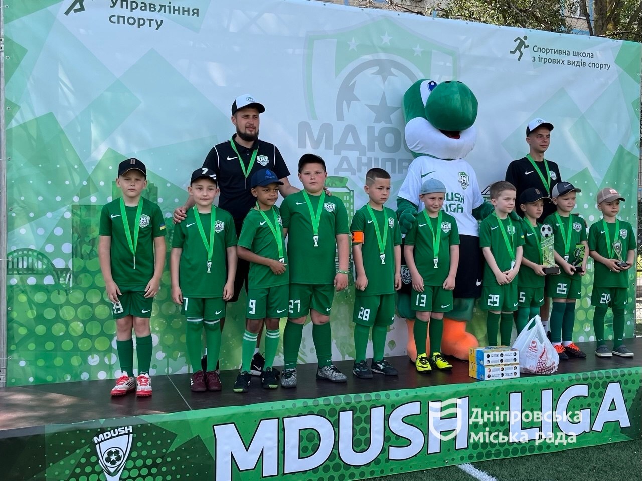 У Дніпрі нагородили учасників дитячого футбольного чемпіонату «MDUSH LIGA»