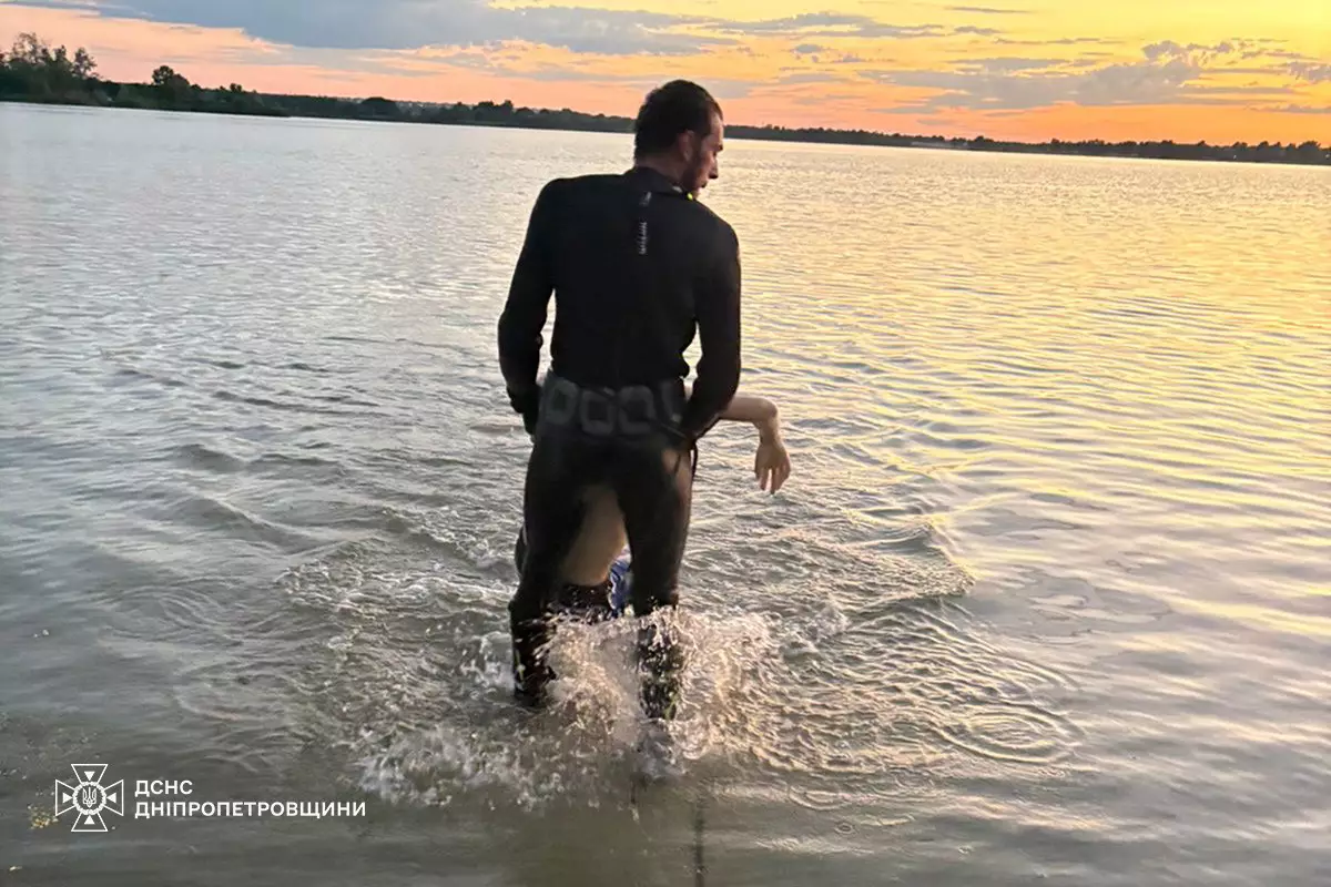 Пішов купатися і не повернувся: у Єлизаветівці у водоймі загинув 24-річний хлопець - 21.06.2026