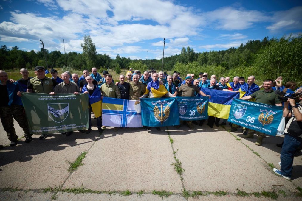 Понад чотири роки в російській неволі: Україна повернула додому 160 захисників - 26.06.2026