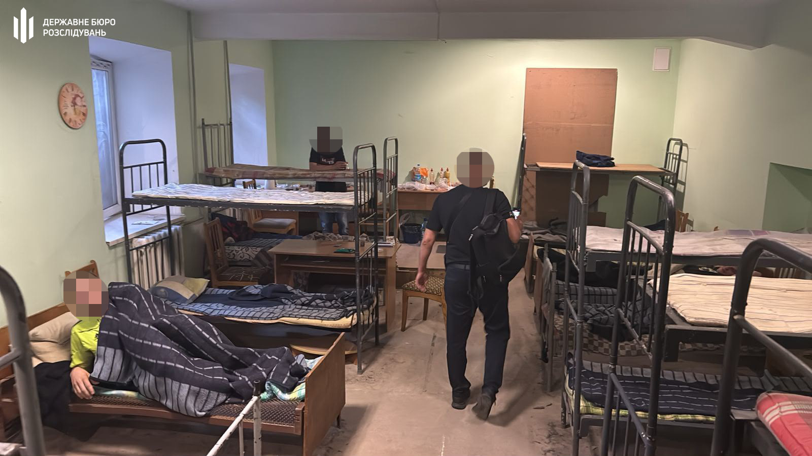 Катування, незаконне утримання та сексуальне насильство: на Одещині затримали 9 учасників схеми в ТЦК - 16.06.2026