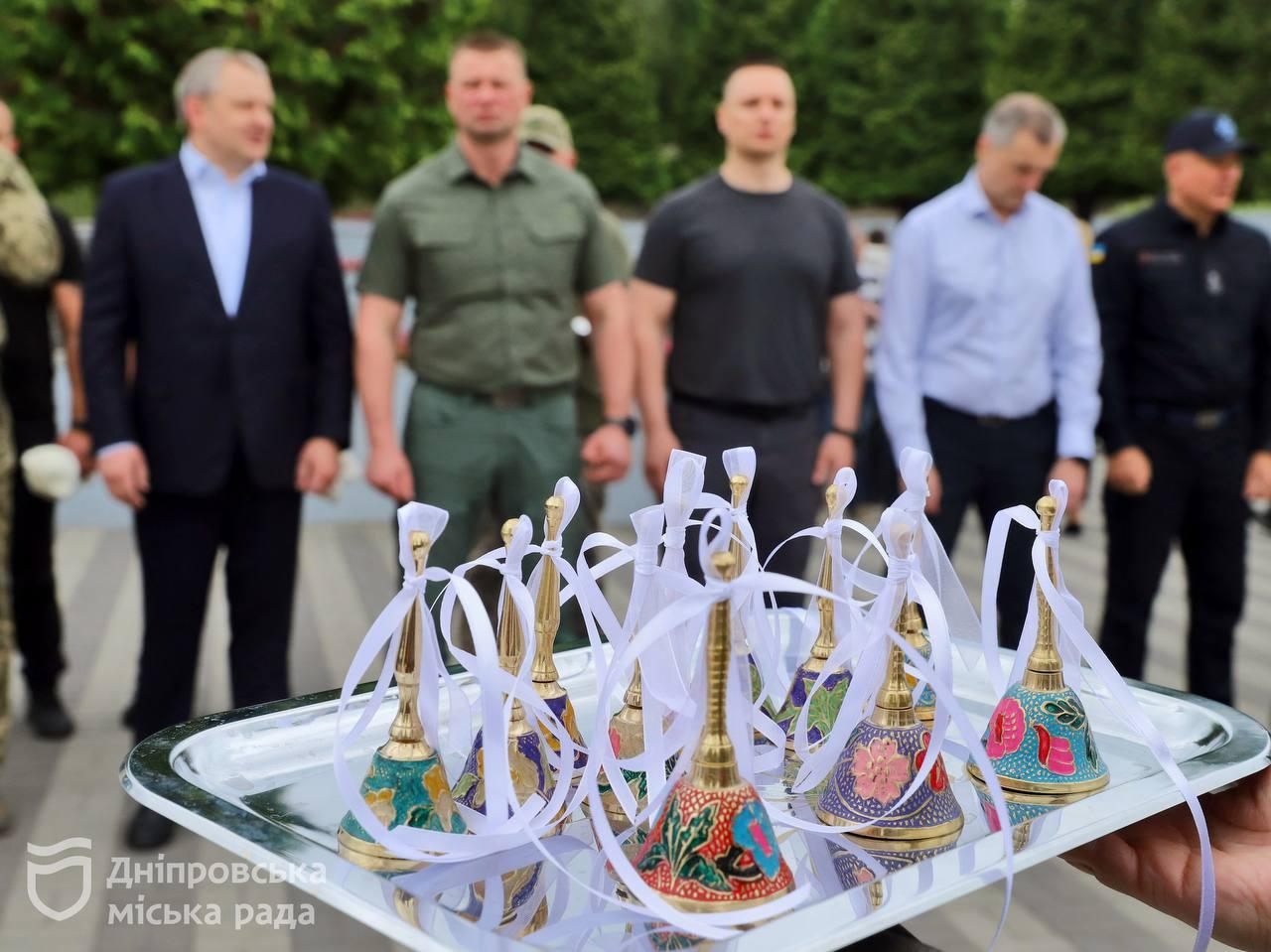 Дніпро долучився до Всеукраїнської акції «Голоси дітей» до Дня вшанування пам’яті загиблих дітей через війну рф проти України