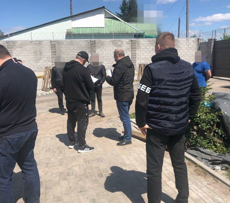 Ексдиректору тютюнового підприємства повідомили про підозру через несплату 2 3 млрд грн акцизу