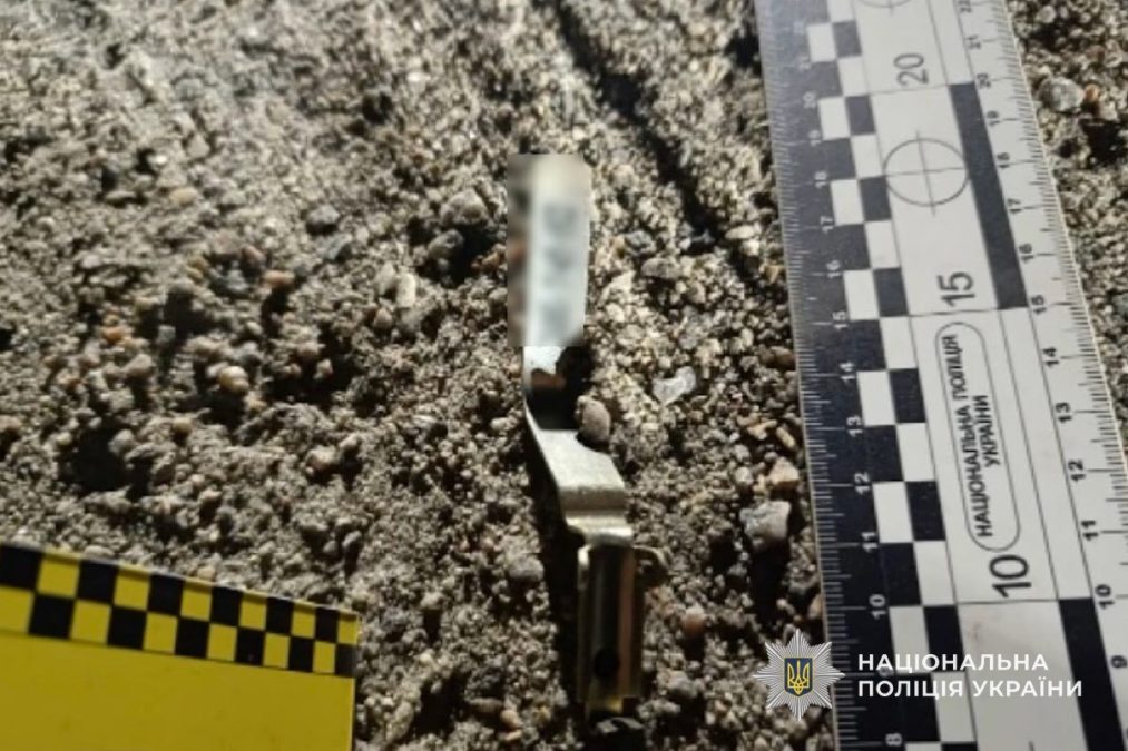 У Дніпрі від вибуху гранати загинув чоловік, поранені поліцейські