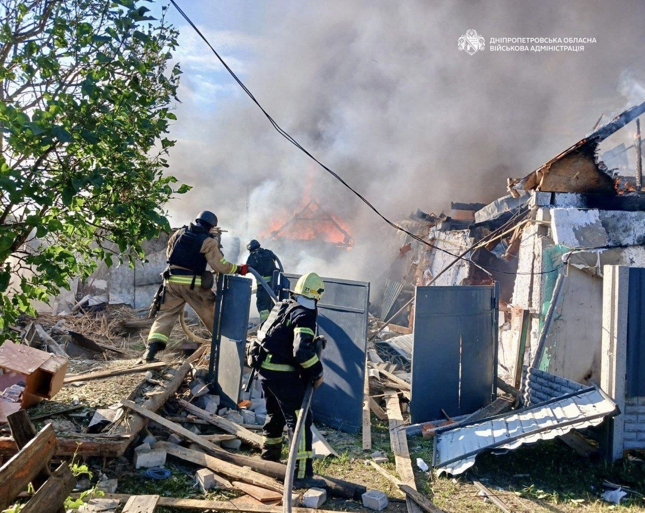 Загинула 8-річна дівчинка, поранено жінку: вранці росіяни атакували Павлоград
