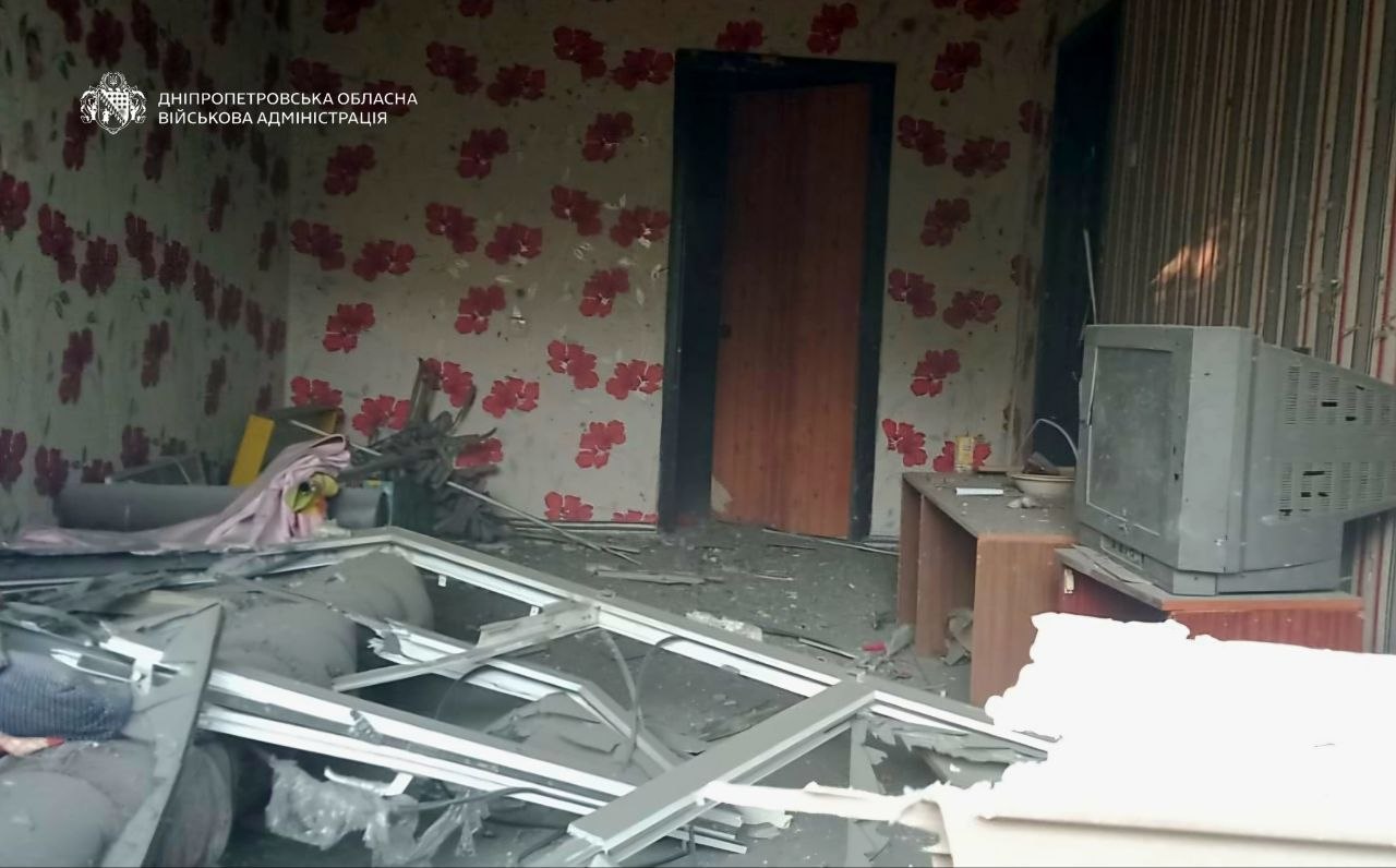 Одна людина загинула, двоє поранені: понад 30 разів ворог атакував Дніпропетровщину