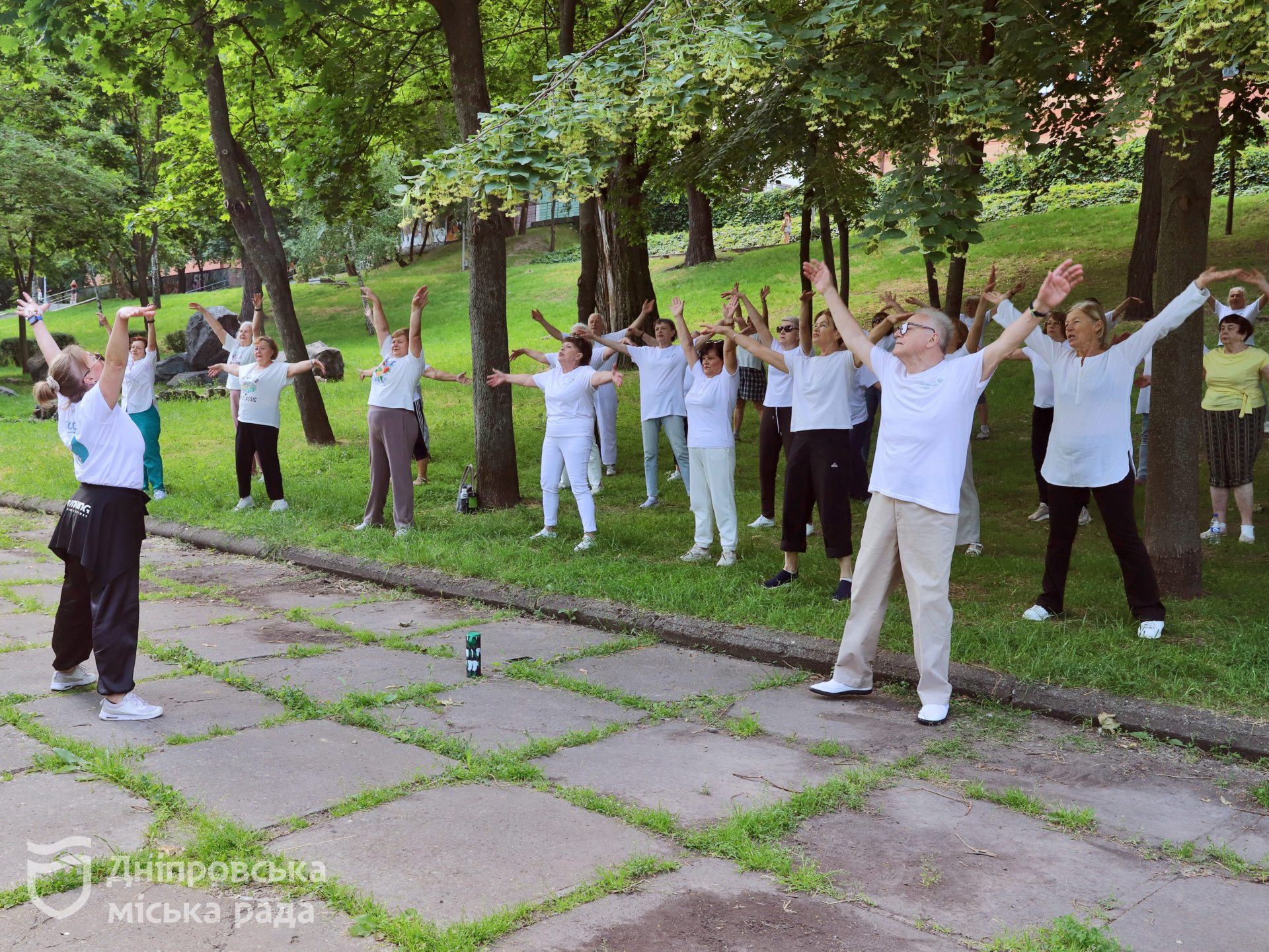 У Дніпрі попри війну продовжує працювати заснований Філатовим муніципальний проєкт для літніх людей Університет третього віку - 09.06.2026