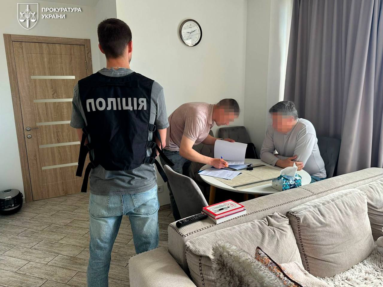 Колишньому т в о міністра культури повідомлено про підозру