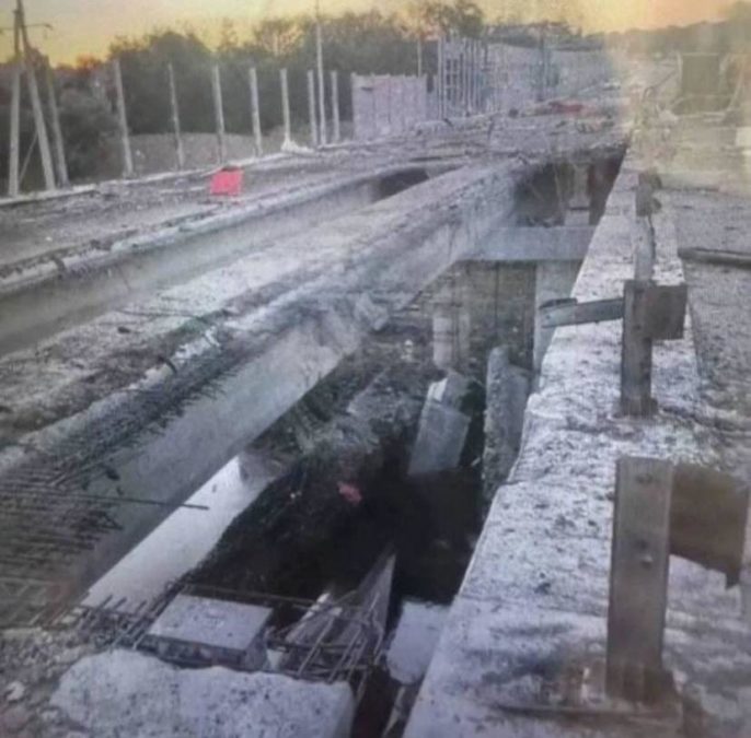 міст в Новоазовську на Донеччині після атаки