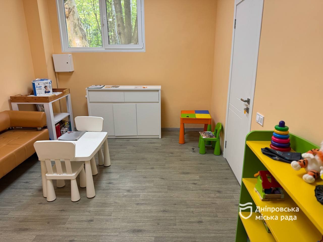 У Дніпрі відзначили 5-річчя служби раннього втручання: допомогу отримали понад 200 родин - 01.06.2026