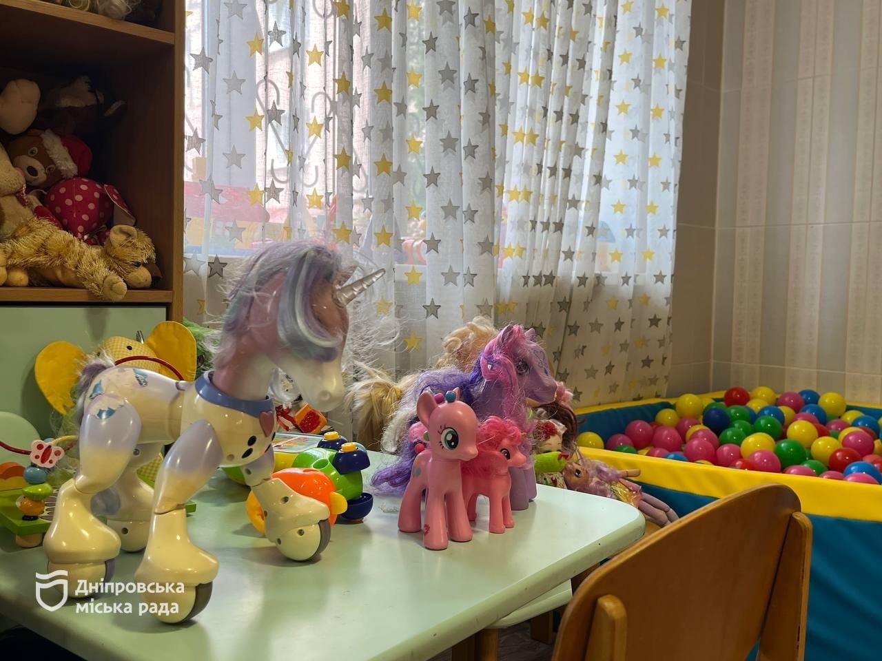 У Дніпрі жінки, які постраждали від насильства, можуть отримати прихисток у міському центрі «Мамине щастя» - 06.06.2026