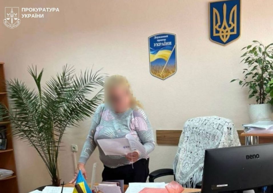 Передавала фсб дані про бійців «Азову» колишню суддю засудили до 15 років ув’язнення