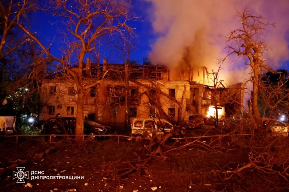 Вночі росія атакувала Дніпро: шестеро людей загинули, 36 поранені, серед них є діти