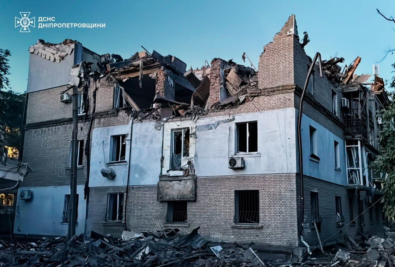 Вночі росія атакувала Дніпро: шестеро людей загинули, 36 поранені, серед них є діти