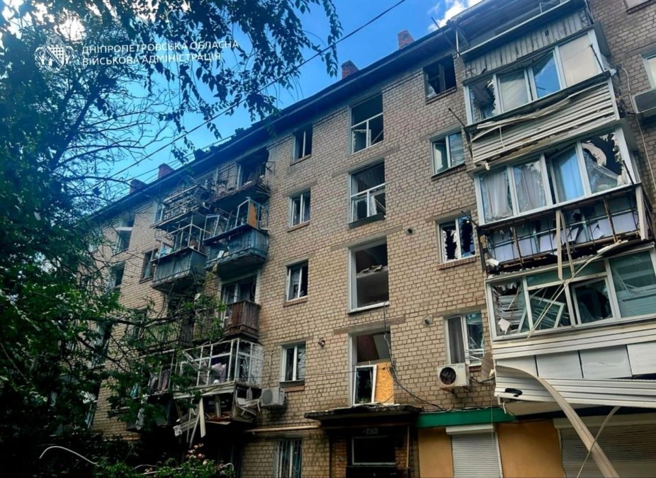Одна людина загинула, троє постраждали: понад 30 разів ворог атакував Дніпропетровщину