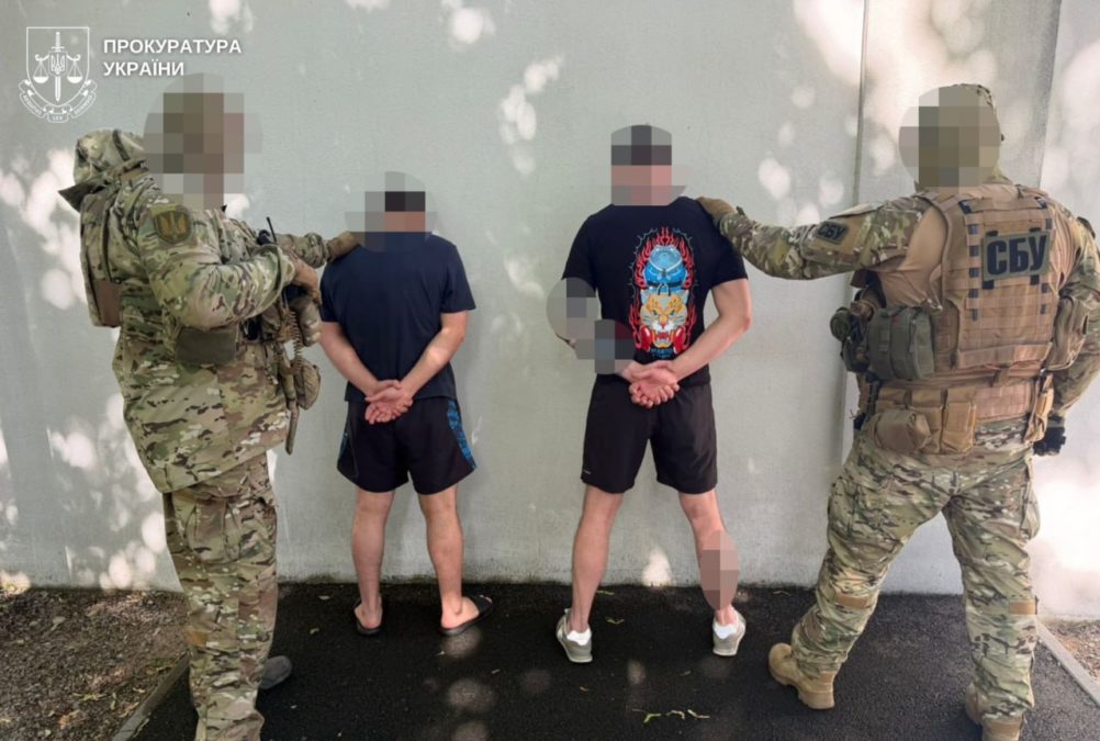 Катували скакалкою та електрошокером: у Дніпрі затримали банду, яка вимагала вигаданий борг - 15.06.2026
